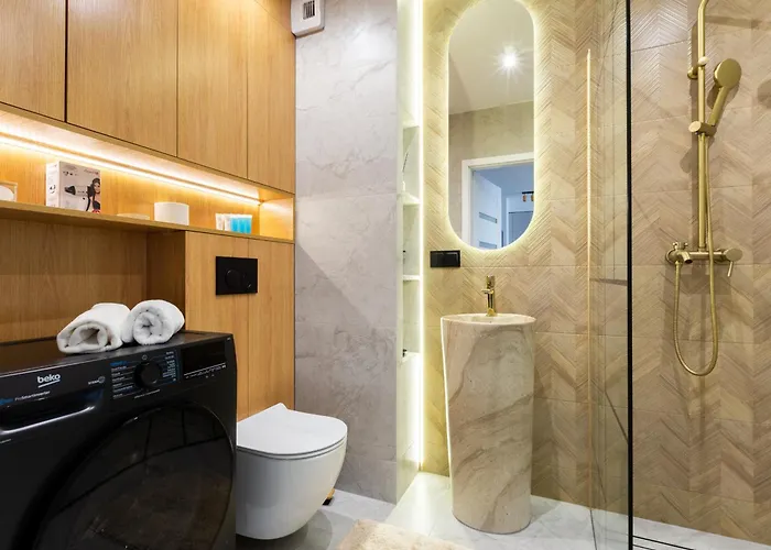 Kazimierza Wielkiego Soft Glam By Bookinghost