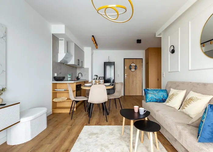 Kazimierza Wielkiego Soft Glam By Bookinghost * Gdańsk